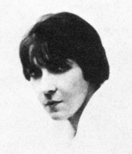 Eve Lavallière 04.jpg